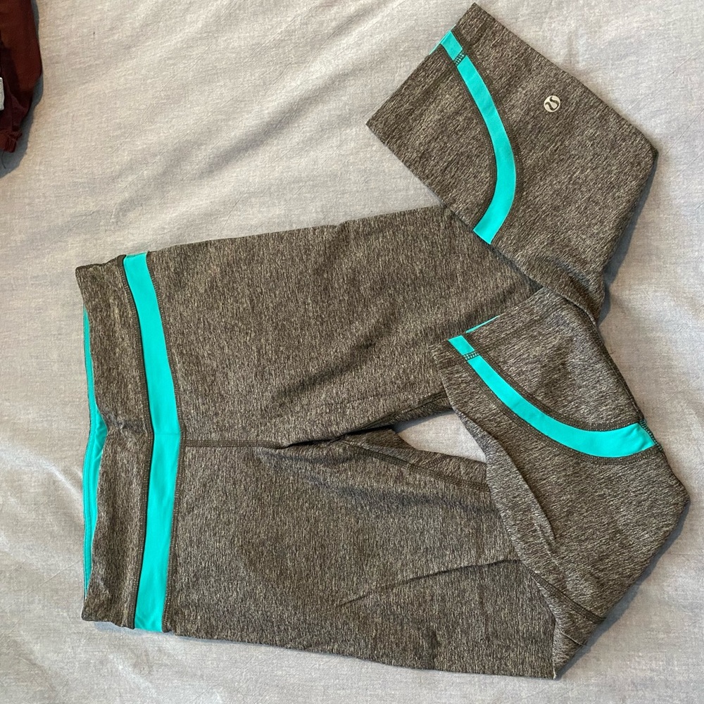 Lululemon 23” run inspire crop
